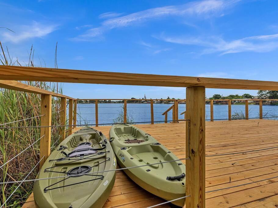 Supervilla - Lakefront - Sunsets, Kayaks, Grill Форт-Лодердейл Екстер'єр фото